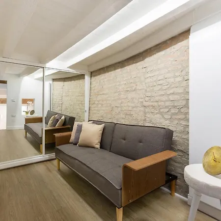 דירה Mayr White *